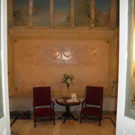 D'hondt Bed & Breakfast 4*