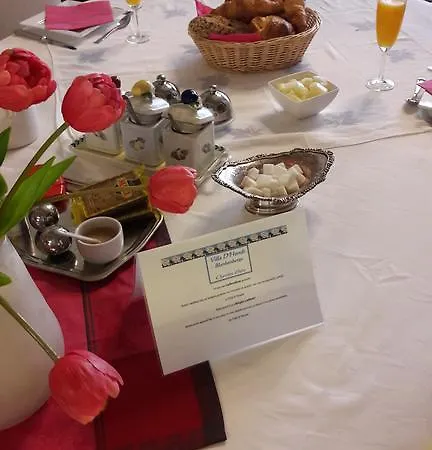D'hondt Bed & Breakfast 3*